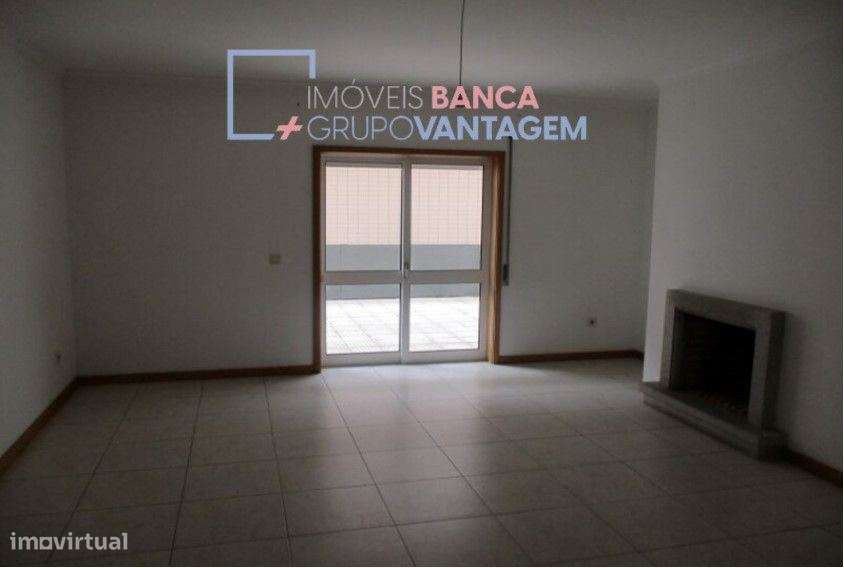 Apartamento T3 perto do Parque de La Salette - Grande imagem: 4/13