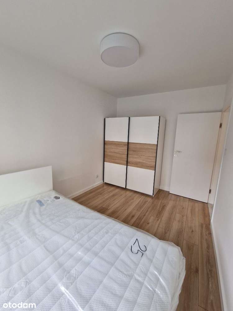 Nowe, 3 pokojowe, miejsce w garażu. Możliwa FVAT - Pełny obrazek: 4/10