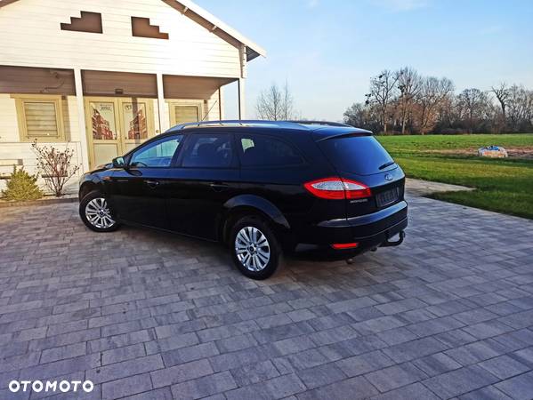 Ford Mondeo Turnier 2.0 TDCi Ambiente - 25