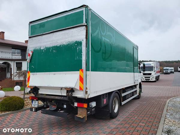 Mercedes-Benz AXOR - 4