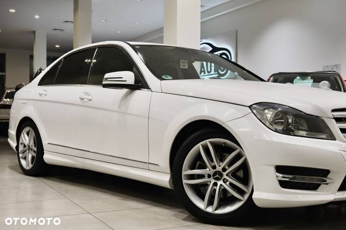 Mercedes-Benz Klasa C 250 7G-TRONIC Avantgarde Edition - 5