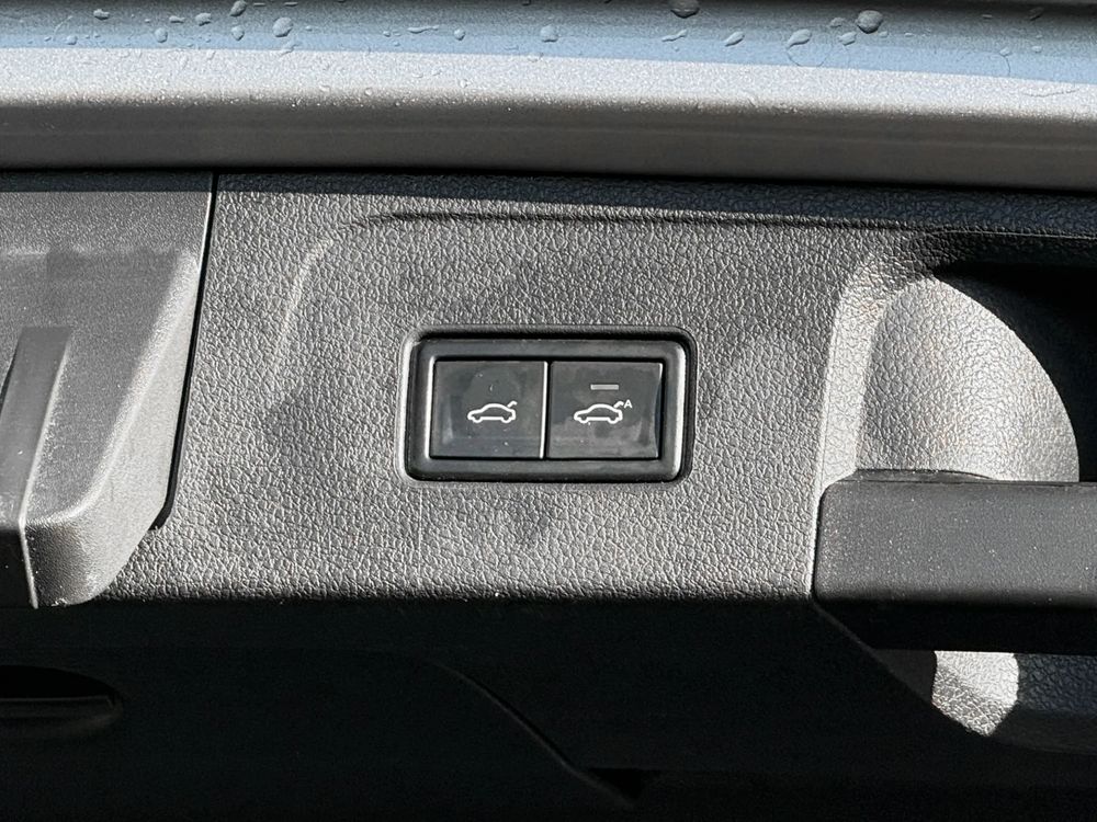 Volkswagen Passat-Variant 2.0 TDI Scr DSG Elegance 200 KM — zdjęcie 6