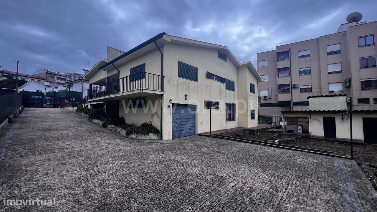 Moradia V3 Isolada em Paredes - Grande imagem: 2/14