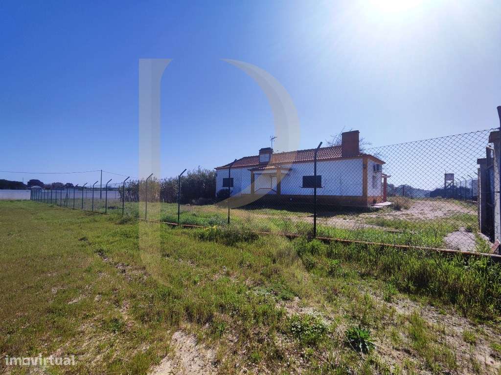 Moradia isolada térrea no Poceirão - Grande imagem: 3/26
