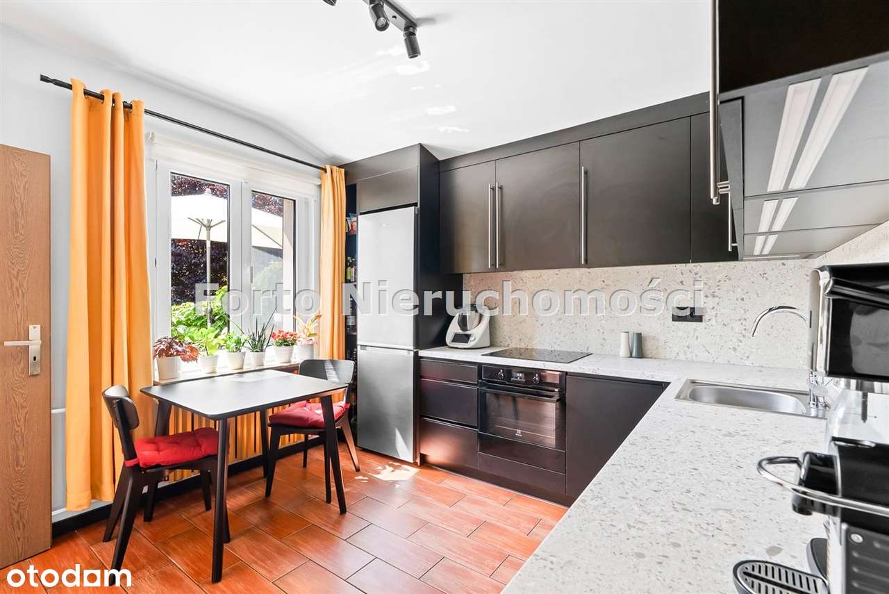 Dom w Chorzowie Batorym na ulicy Kasztanowej-17