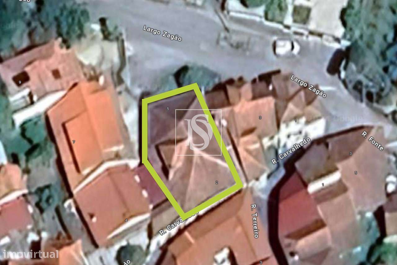 Moradias T2 e T3 para restaurar em Sabugosa - Grande imagem: 5/28