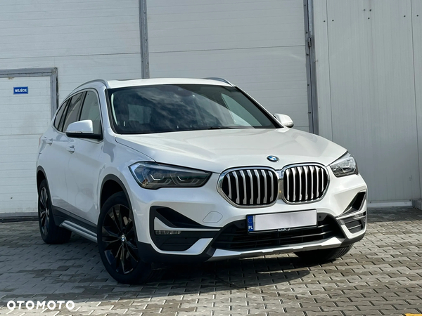 BMW X1 xDrive20d xLine sport - 11