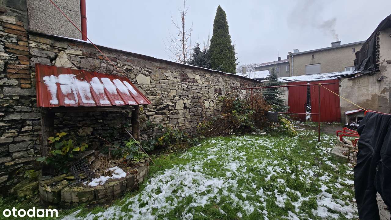 Przestronny dom z piwnicą i strychem-4