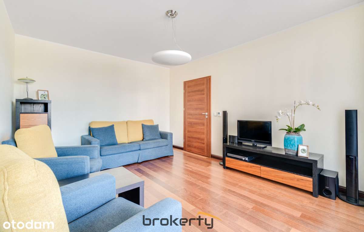 Mieszkanie na Przyjaźni z 2012 r ### Pełny rozkład-6