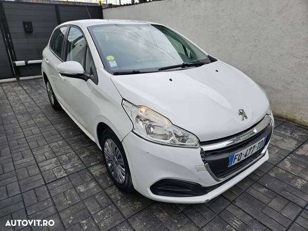 Peugeot 208 1.6 BlueHDi FAP Style - 2