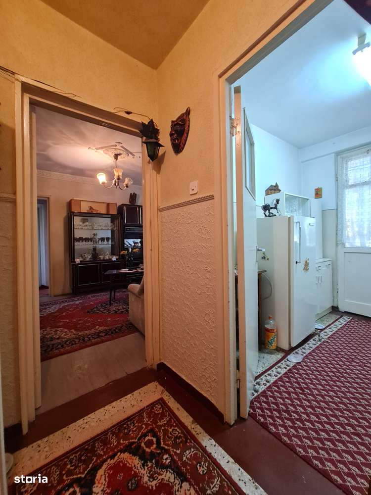 Vanzare apartament 2 camere in Galati, cartier Tiglina 3, etaj 2,liber - Imagine principală: 3/8