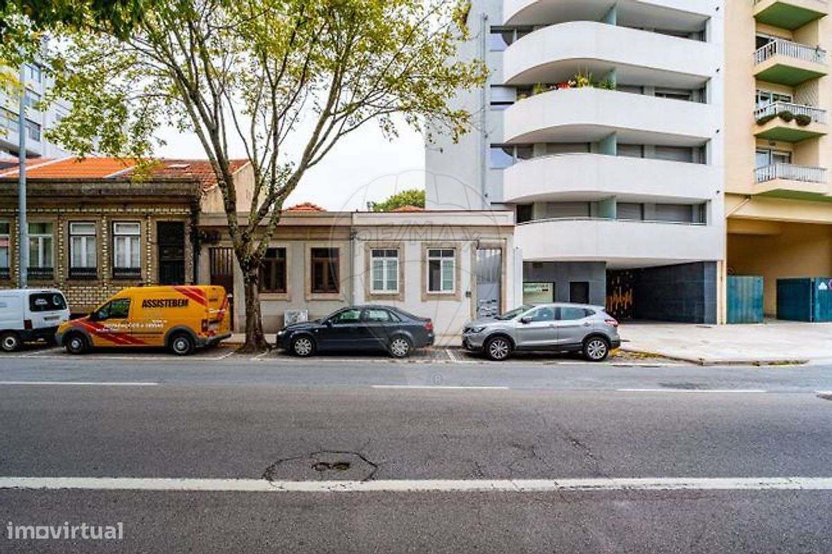 Moradia T6 para venda - Grande imagem: 5/7