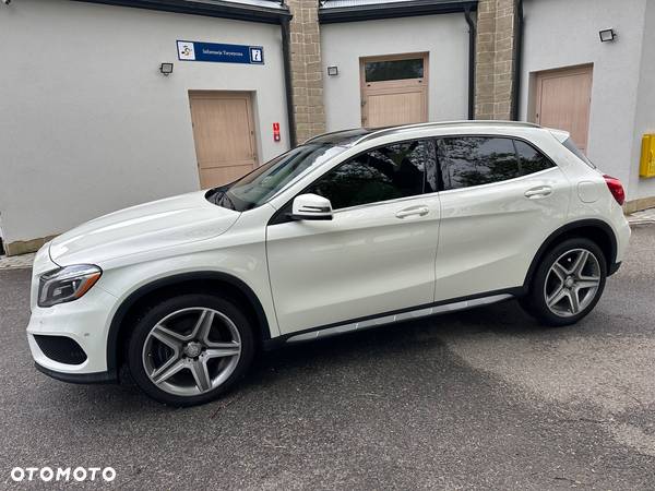 Mercedes-Benz GLA 250 4-Matic AMG Line - 25