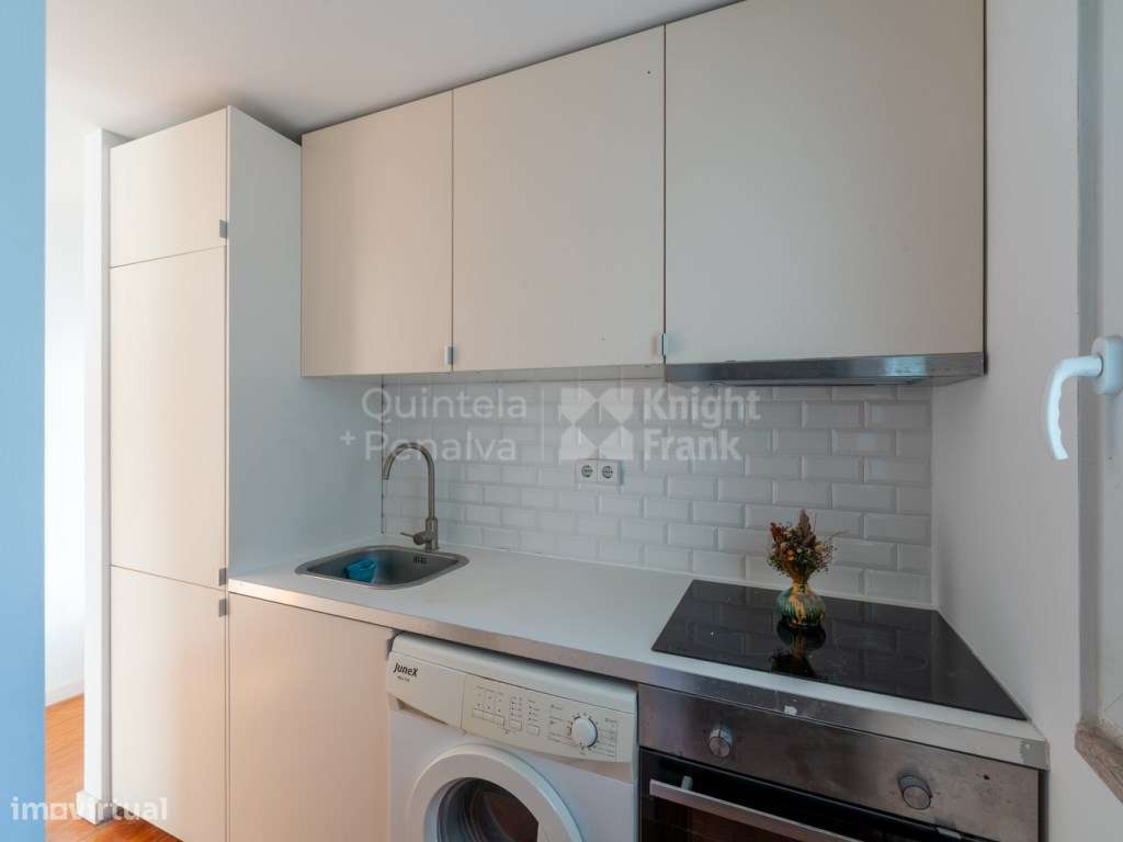 Apartamento T1 com terraço, nas Avenidas Novas-13