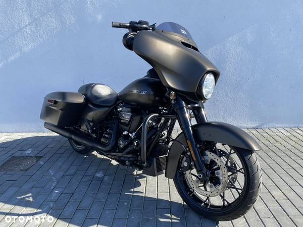 Harley-Davidson Touring Street Glide - 6