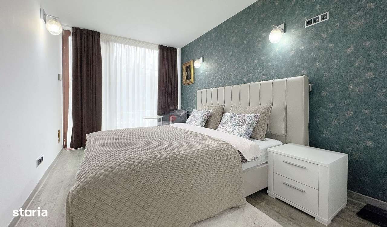 Terase generoase cu vederea spre padure - Imagine principală: 5/17