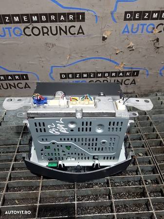 Cd player Toyota Rav 4 III Facelift 2010 - 2012 (642) - 6