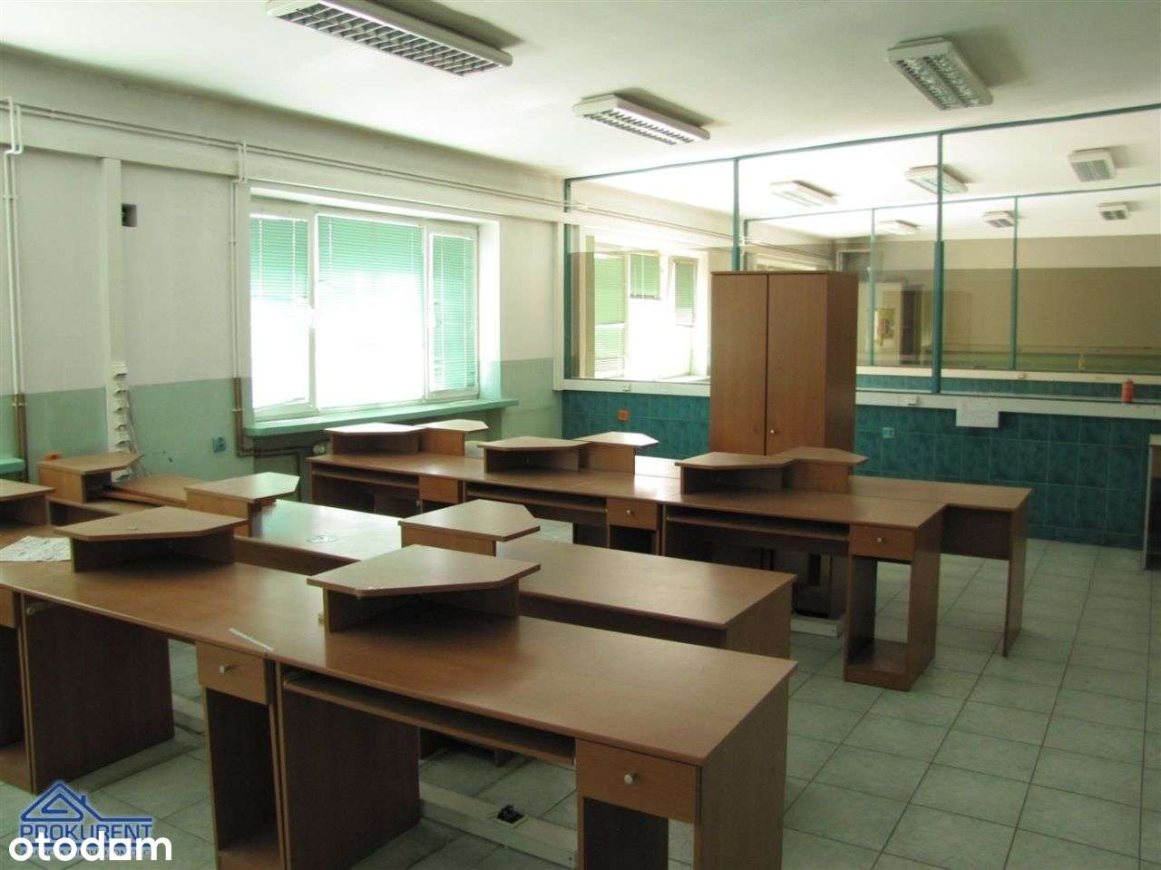 Ul. Piekarska - do sprzedaży lokale biurowe w bardzo atrakcyjnej cenie-2