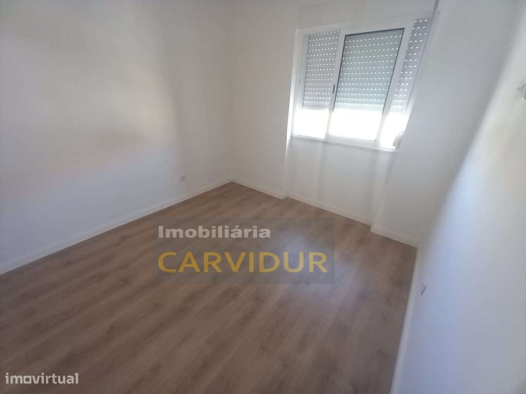 Barreiro Vila-Chã T2 totalmente remodelado-18