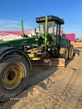 John Deere 570 - 8