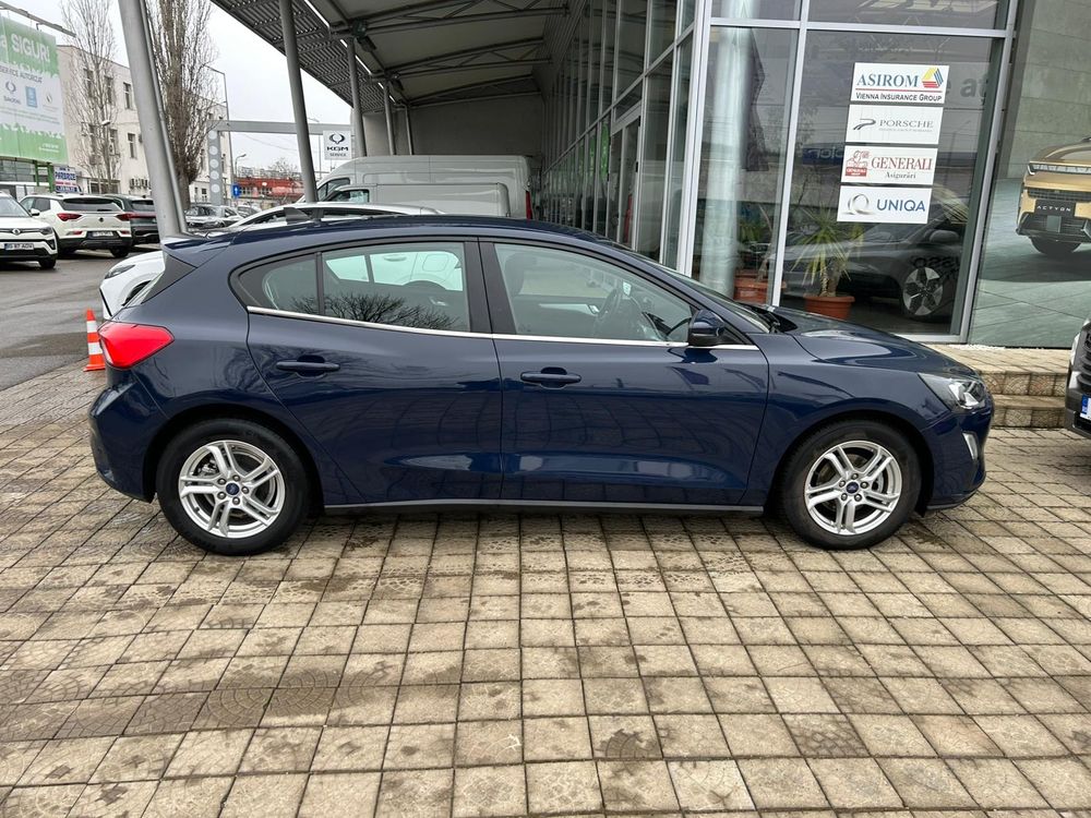 Ford Focus - foto 6