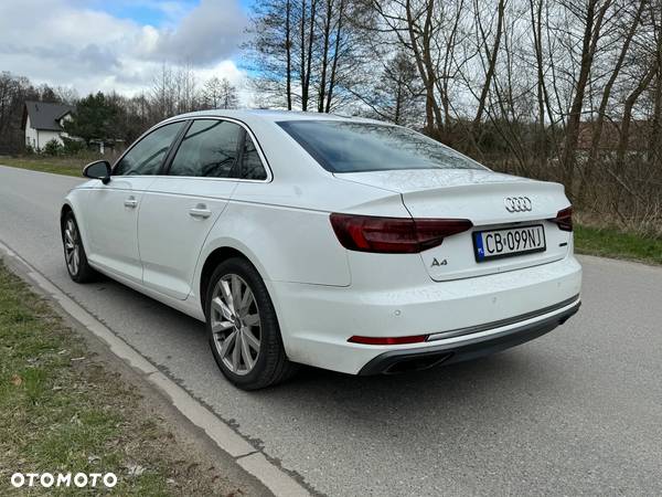 Audi A4 45 TFSI quattro S tronic S line - 5