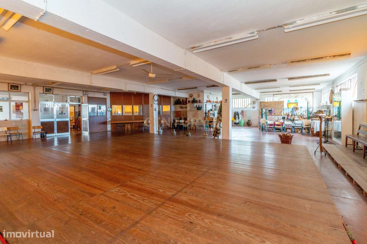 Pavilhão/ Armazém Mira de Aire-4