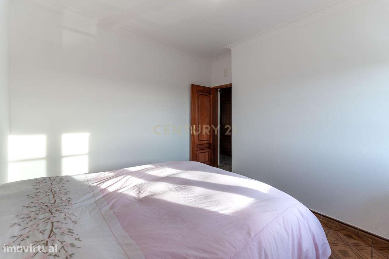 Moradia T4 em Évora-7