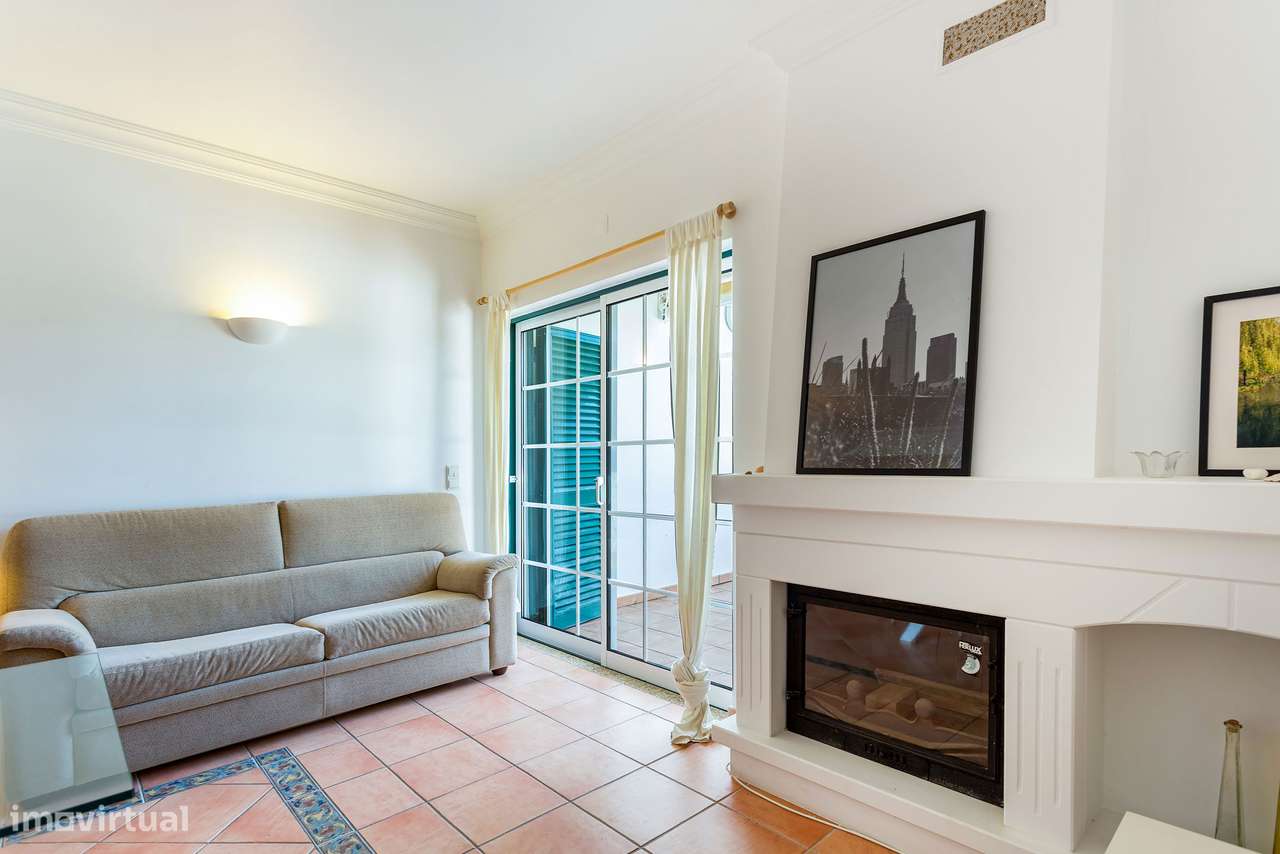 Fantástica moradia em banda a pé da praia-9