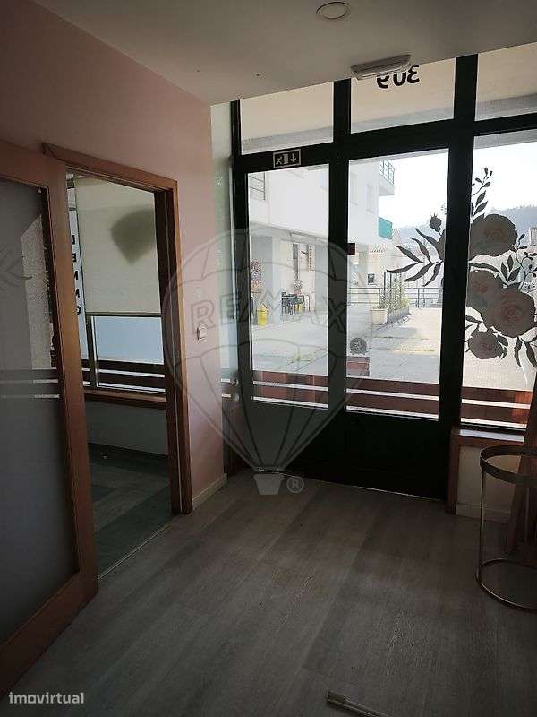 Loja  para arrendamento - Grande imagem: 3/13