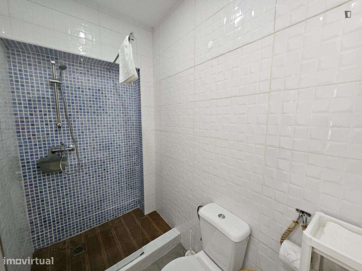 Apartamento com 1 quartos - localizado em Faro - Grande imagem: 4/6