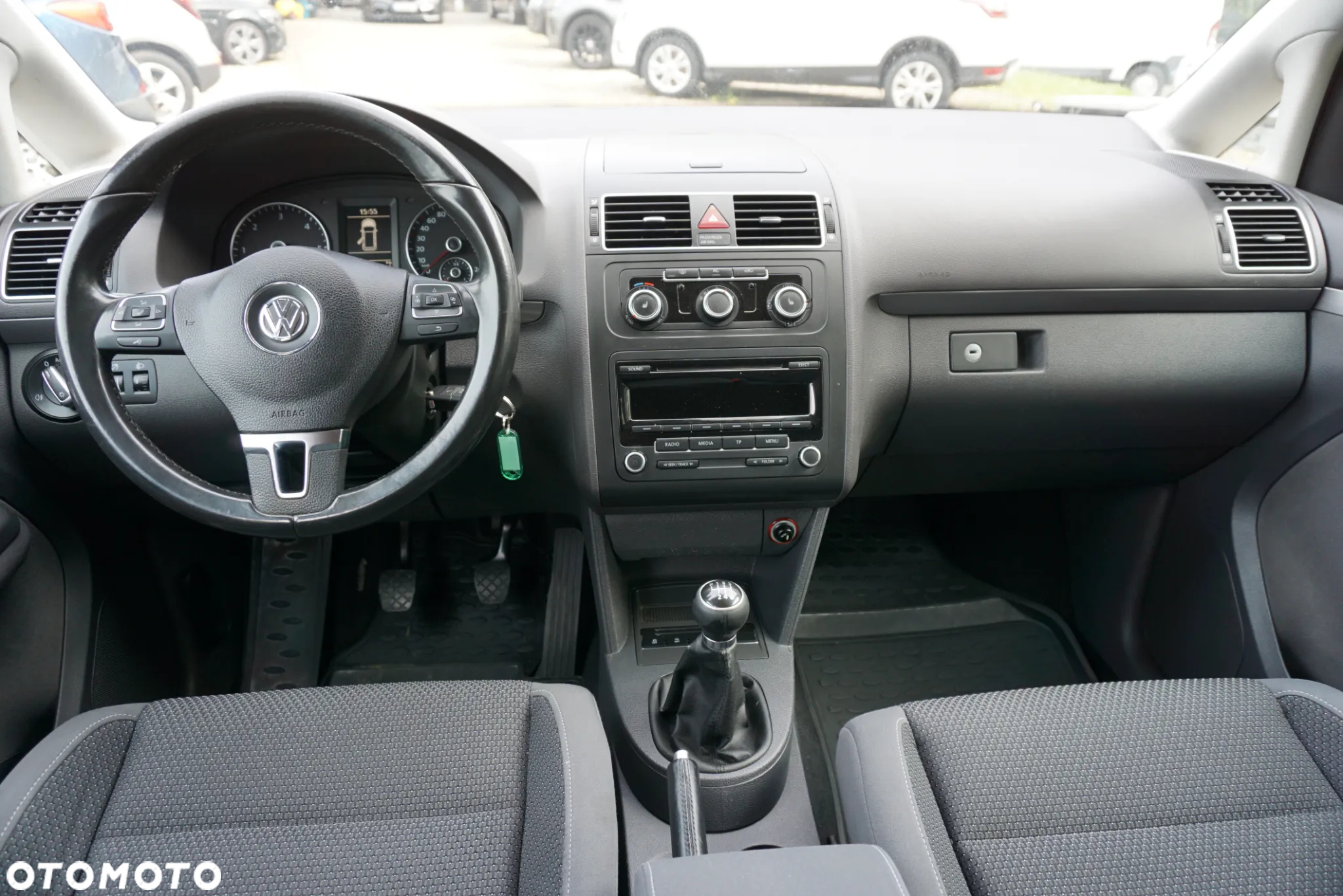 Volkswagen Touran 1.6 TDI DPF Trendline - 12