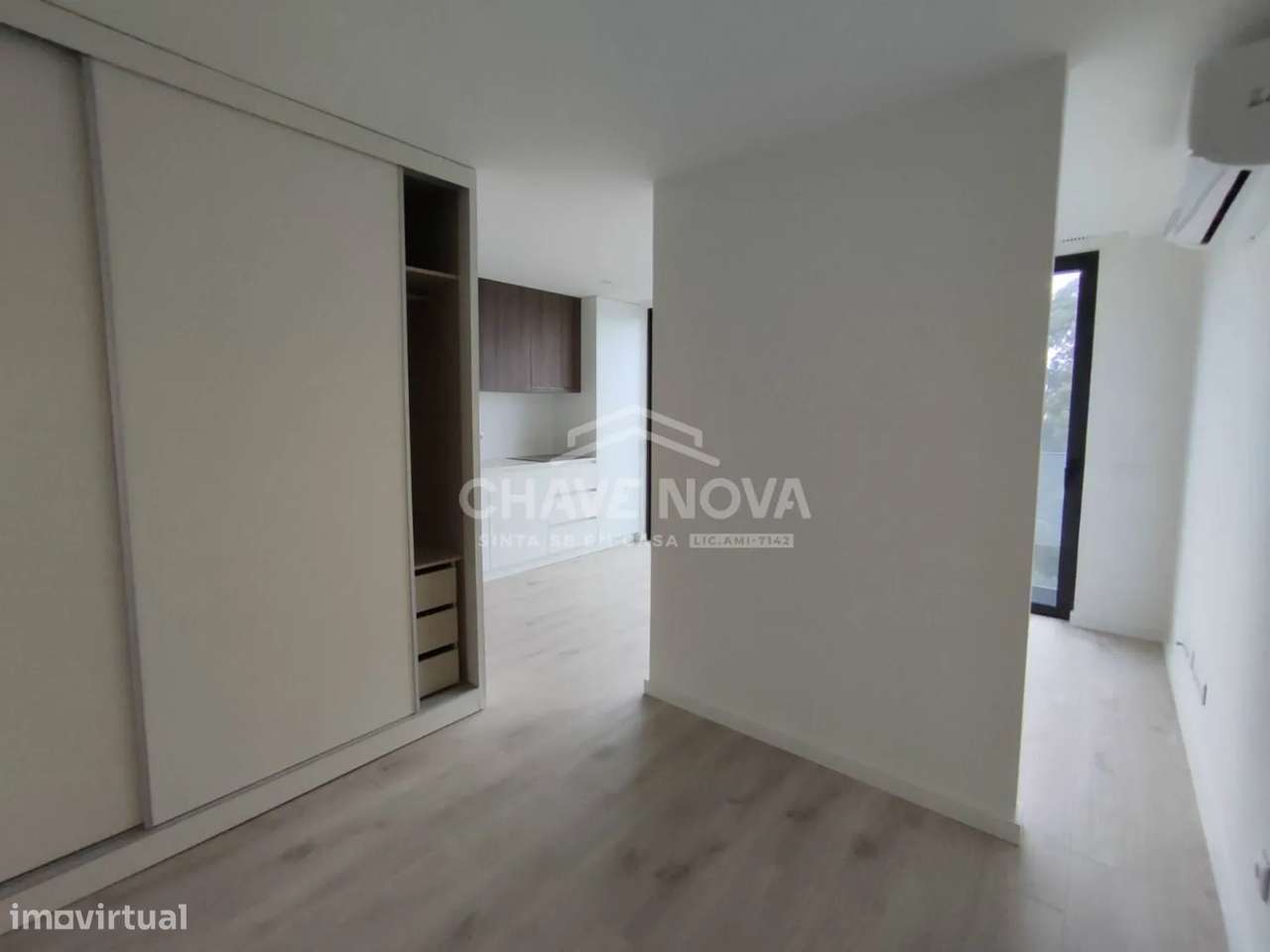 Apartamento T0+1 Novo c/ Garagem - Empreendimento Caulinos Residences-10