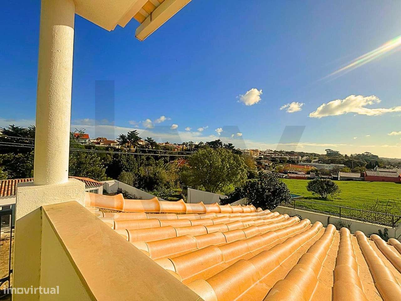 Moradia estilo clássico em Cascais - Manique de Baixo, com boa área de - Grande imagem: 4/39