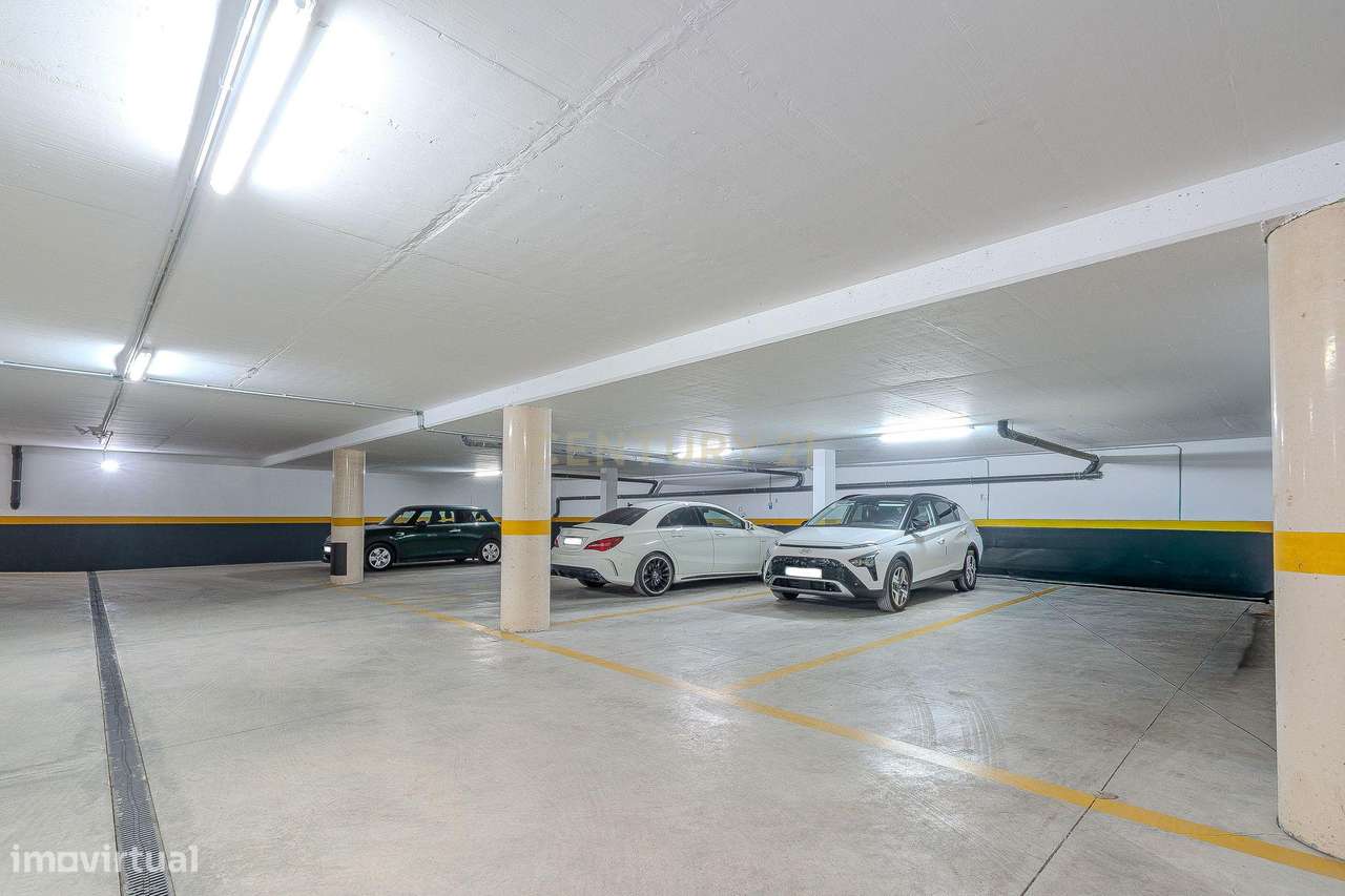 Luxuoso Apartamento de 3 Quartos novo com um Grande Terraço e Estacion-40