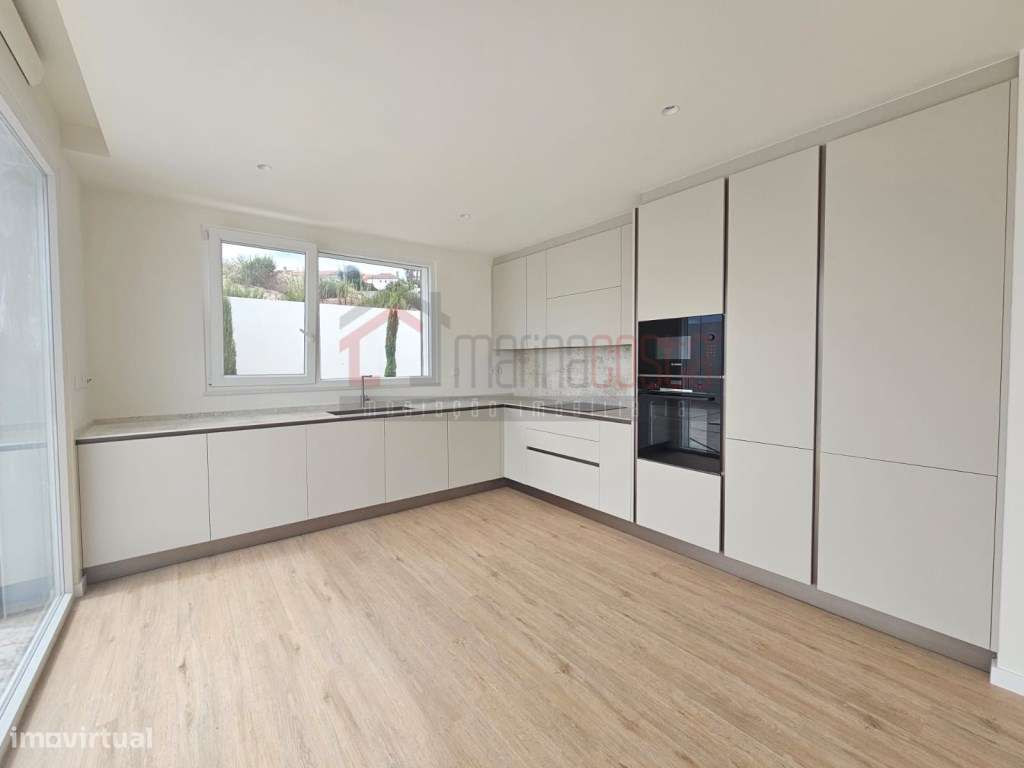 Moradia T3 nova com piscina em Capelas, Lourinhã - Grande imagem: 2/19