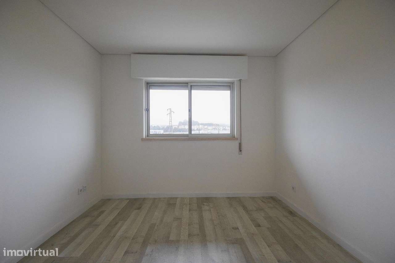 Apartamento T2 Remodelado - Urbanização de Vila D´Este - Vila...-14