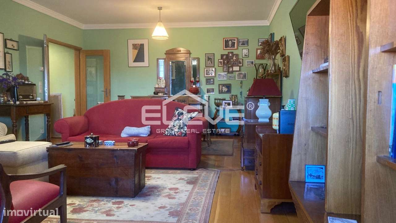 Espetacular T3 ao Metro Santo Ovideo-6