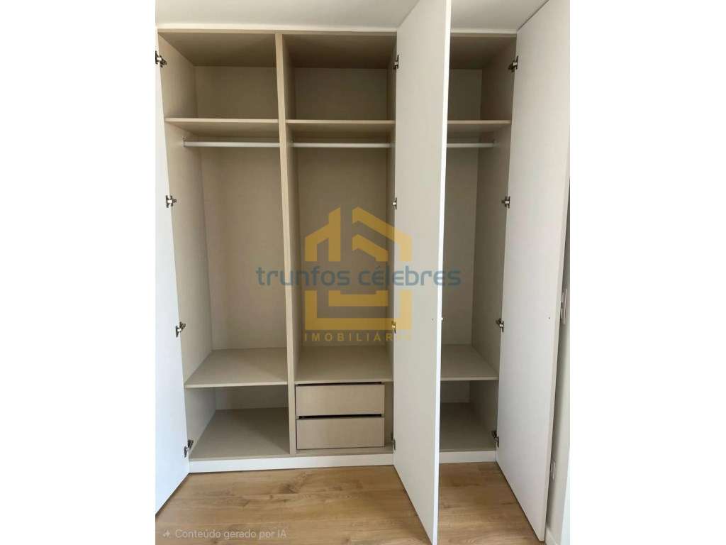 Apartamento T2 Novo | 3 º Andar | 3 Varandas | Lugar de garagem par...-13