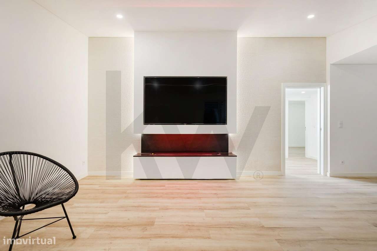 Moradia T4+2 com 3 Suítes e jardim de 100 m2 | Alfragide – Amadora – L - Grande imagem: 5/33