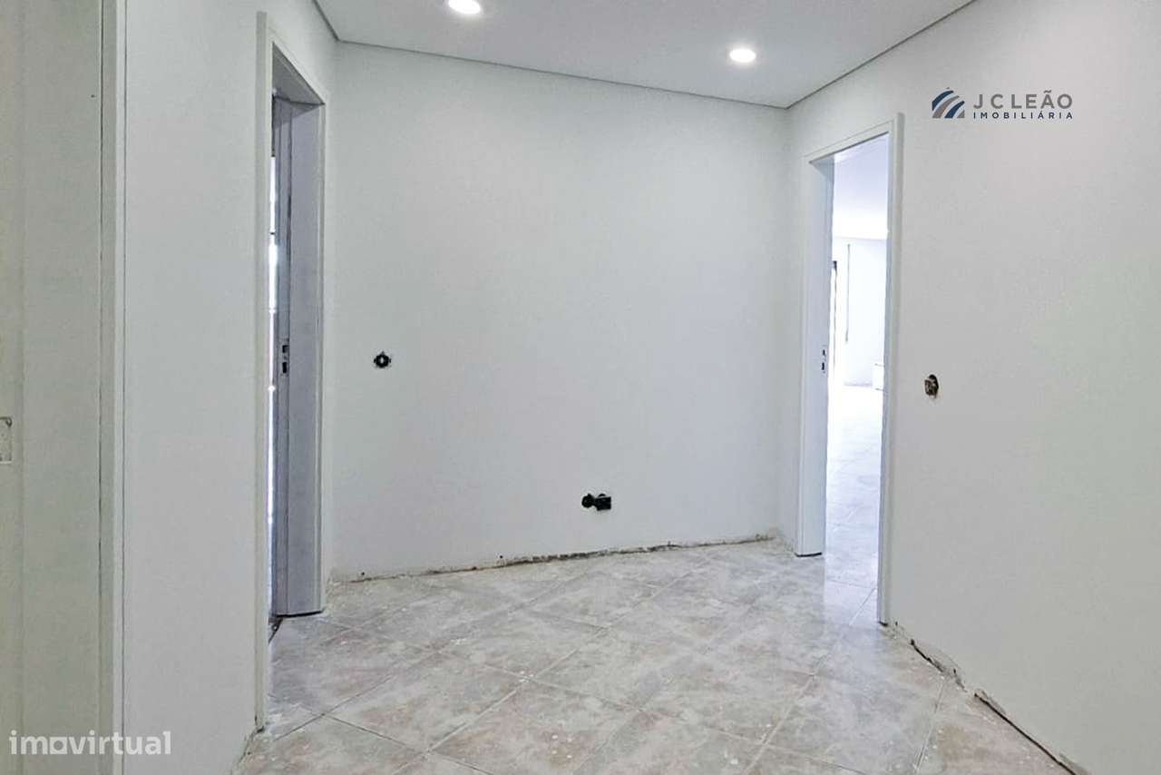 Apartamento T4 no coração de Paredes – 2.º andar - Grande imagem: 4/42