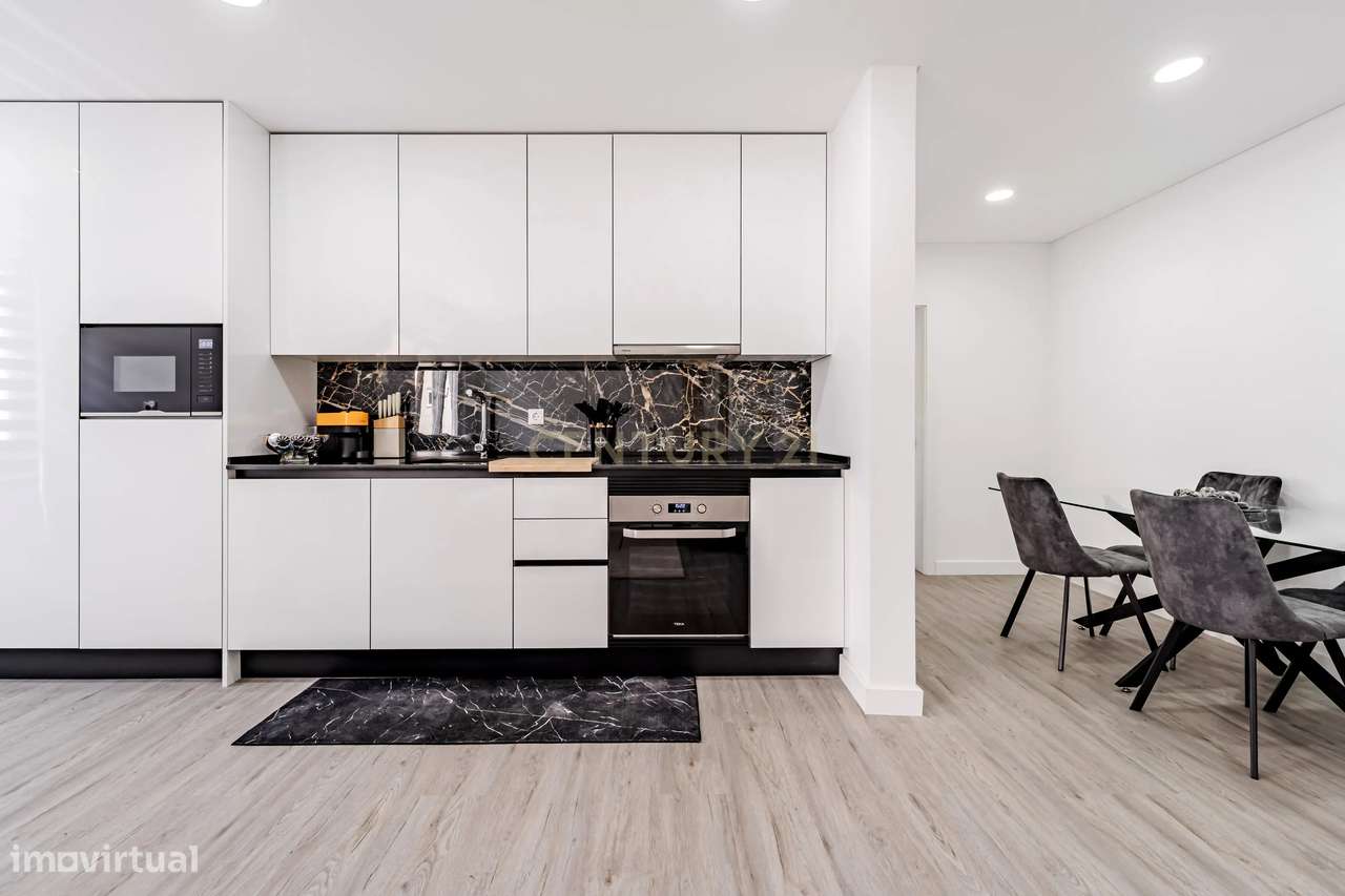 Apartamento T1 Como Novo, em Corroios-8