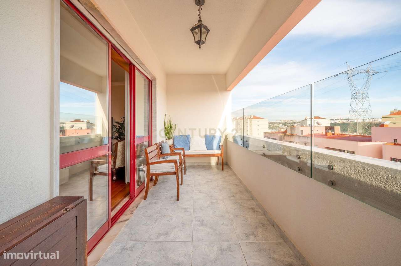 Apartamento T3, com Box de 85 m2 e Arrecadação em Odivelas-19