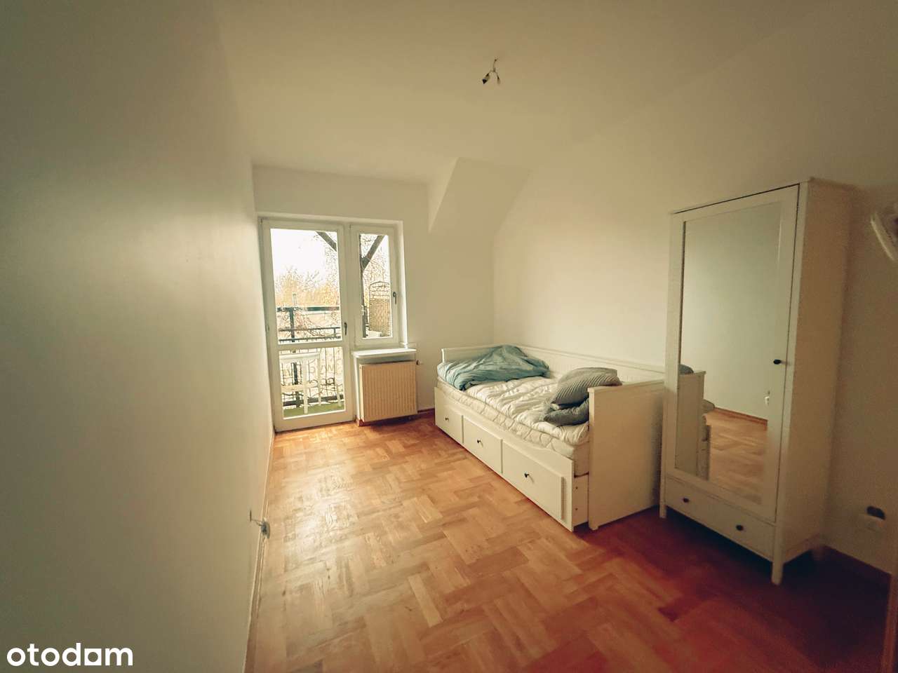 Segment 246 m² z ogrodem i 2 miejscami postojowymi – Warszawa Włochy-12