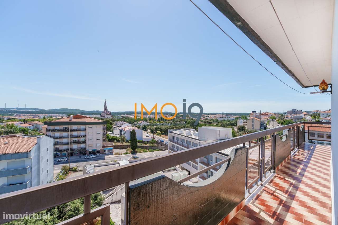 Apartamento T3 com vista para o Santuário - Fátima-23