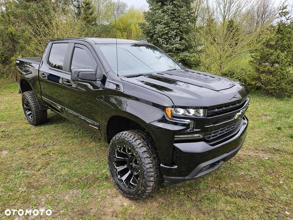 Chevrolet Silverado - 4