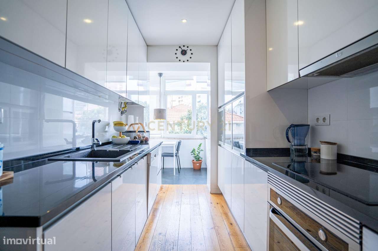 T3 Duplex em Alvalade, Design de Autor, Luz Natural e Localização de E - Grande imagem: 5/60