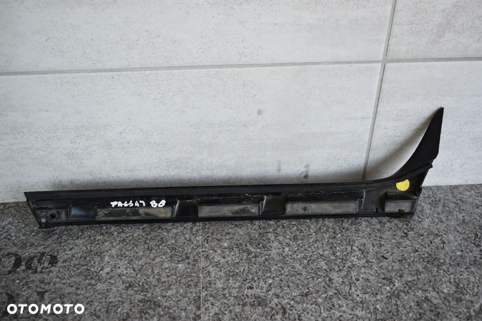 LISTWA SPOILER TYLNEJ KLAPY PASSAT B8 R-LINE - 4