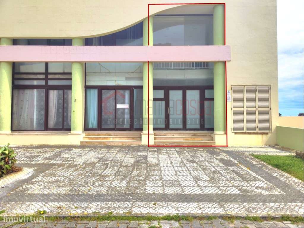 Espaço comercial em Peniche Venda-13