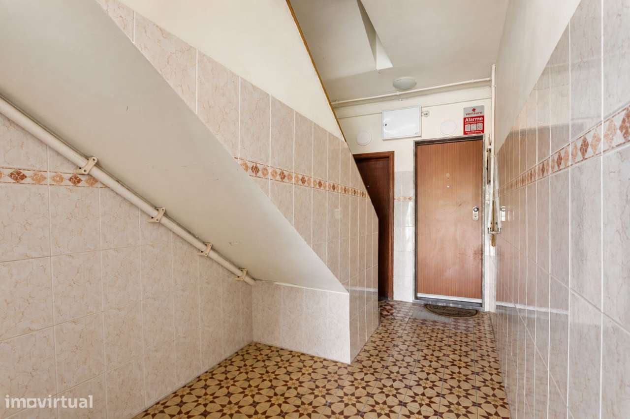 Apartamento T2, Moita-17